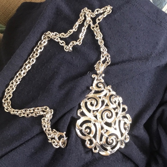 Vintage Trifari Crown Pendant Necklace 